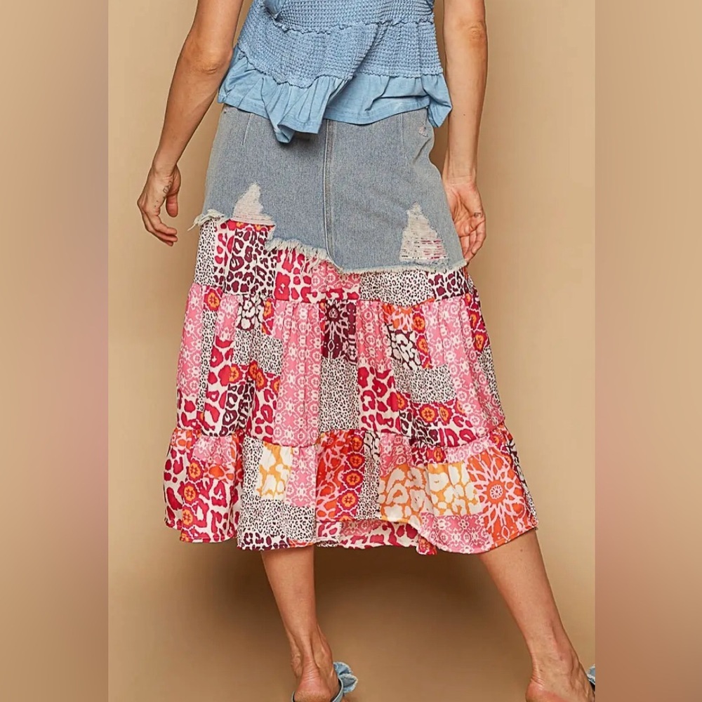 POL Printed Woven Contrast Denim Skirt Size Large NEW - Picture 4 of 7